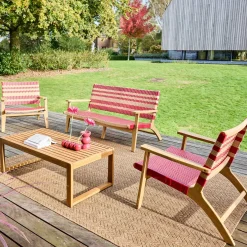 Acacia wood and resin garden set for 4 people