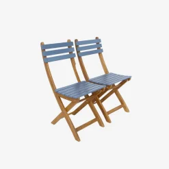 Acacia wood garden table, 2 folding chairs