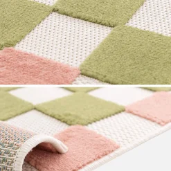 Checkered indoor/outdoor rug pink and green