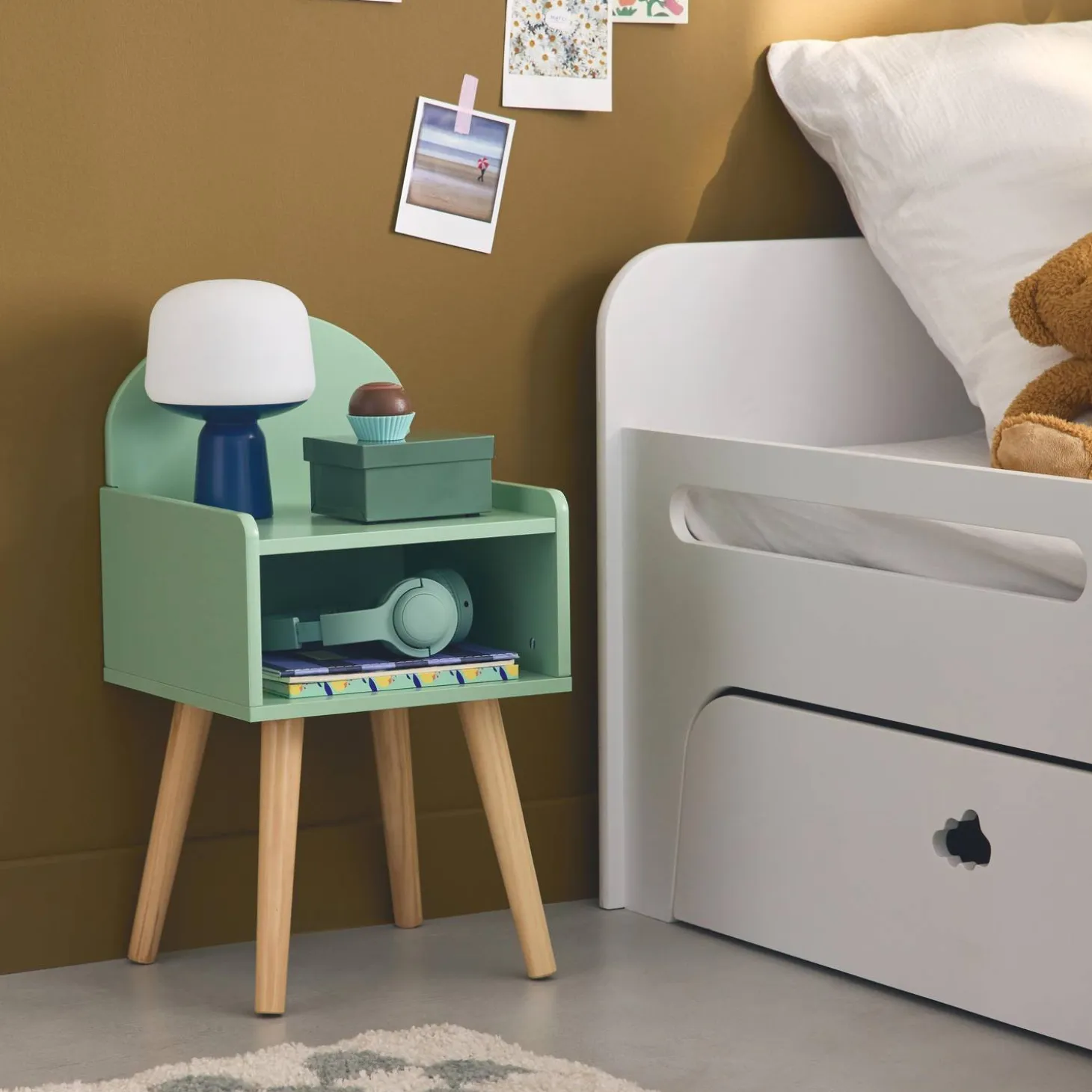 Children's bedside table