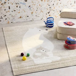 Children's beige rug, teddy bear print