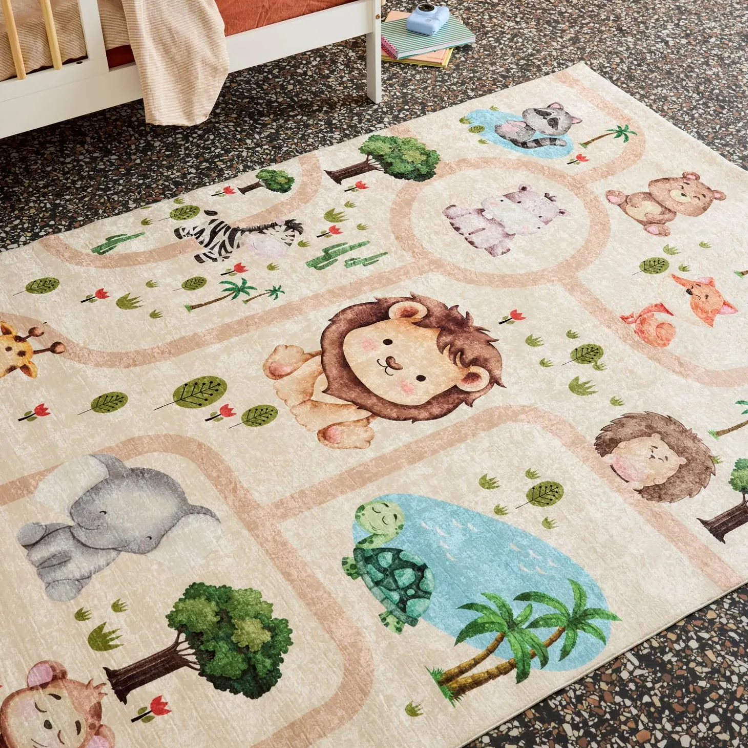 Children's indoor rug white with animal print