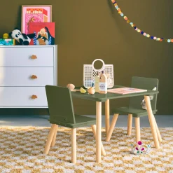 Children's square table with 2 chairs pine legs