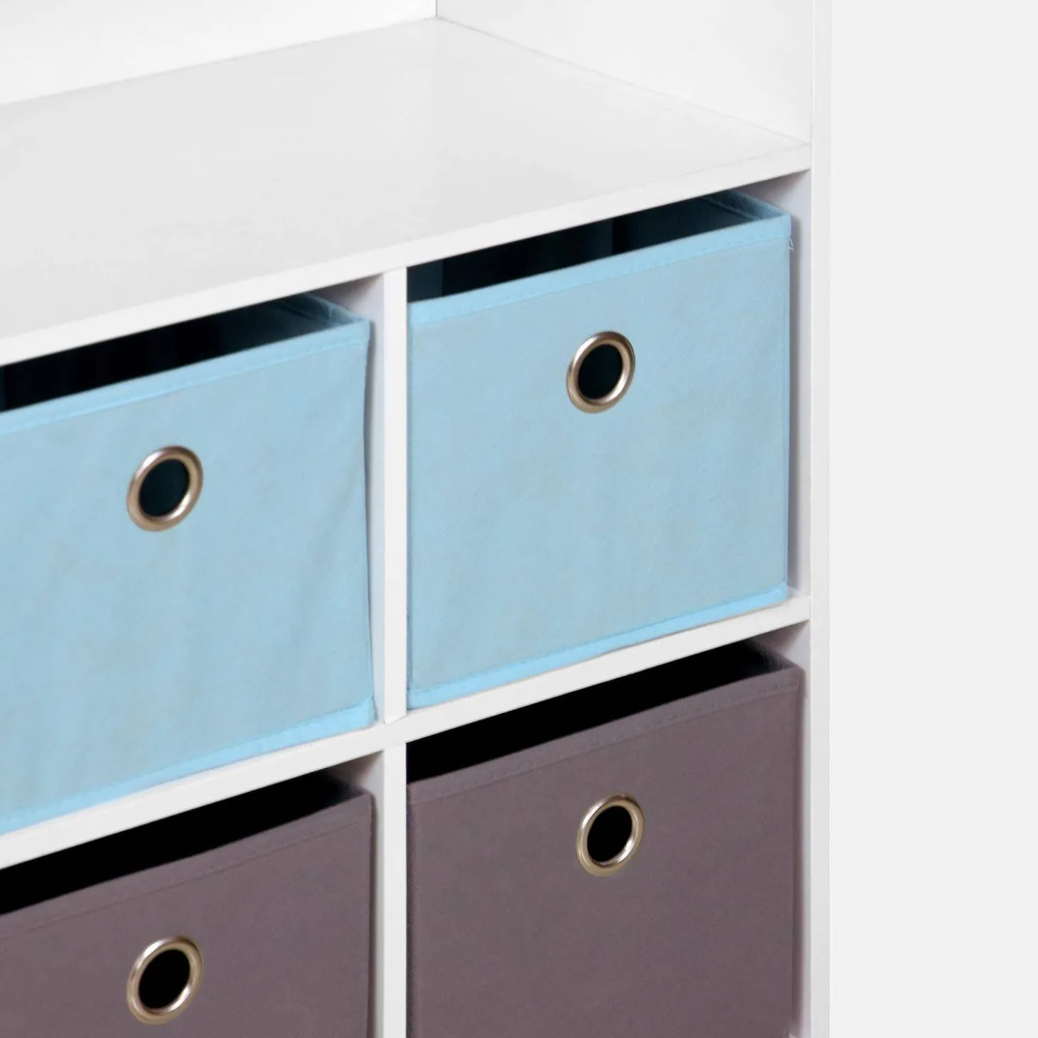 Children's storage unit with 6 baskets