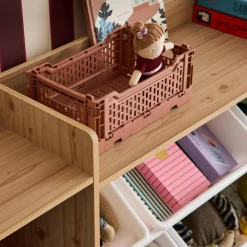 Children's storage unit with 9 storage boxes, 4 shelves, 1 door