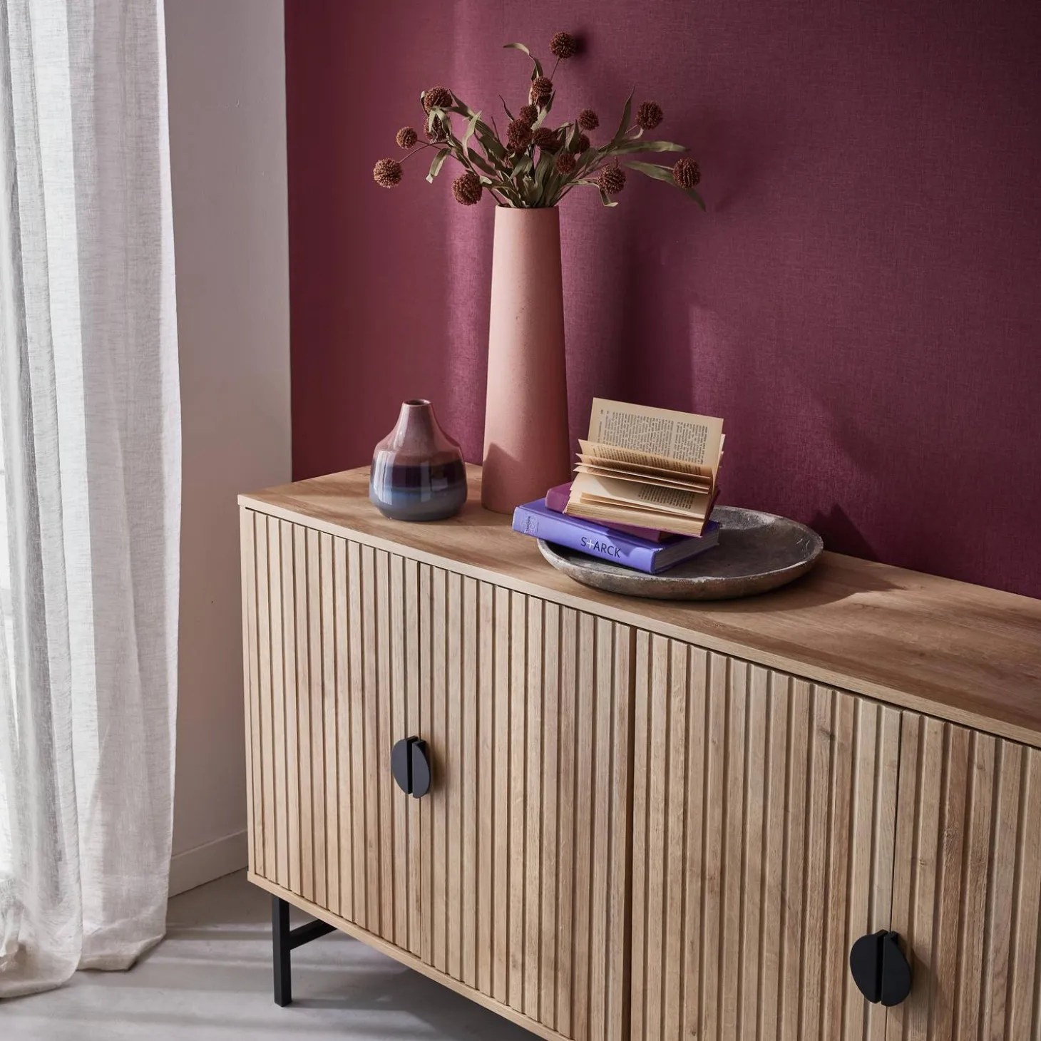 157.5cm sideboard cabinet with two doors and one shelf