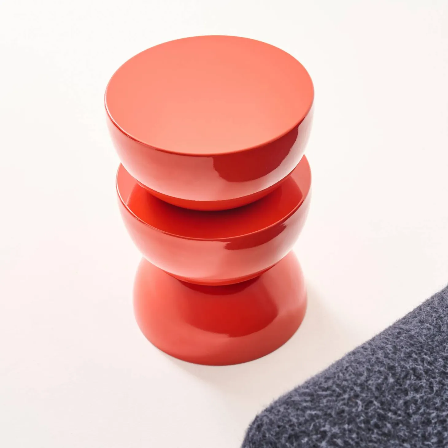 Coffee table, side table, bedside table, metal with glossy finish