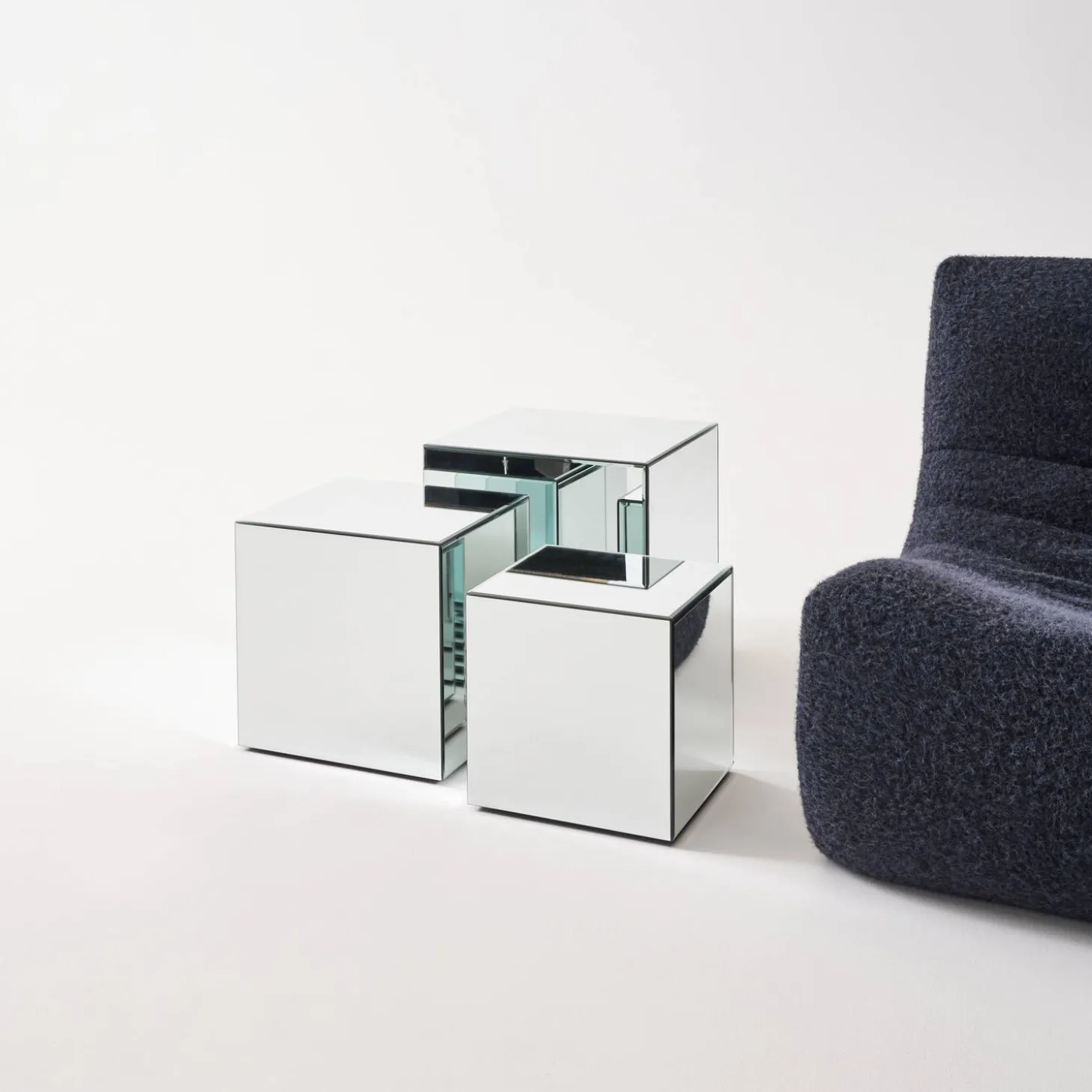 Cubic mirror coffee table, side table, bedside table, 35 cm cubic mirror