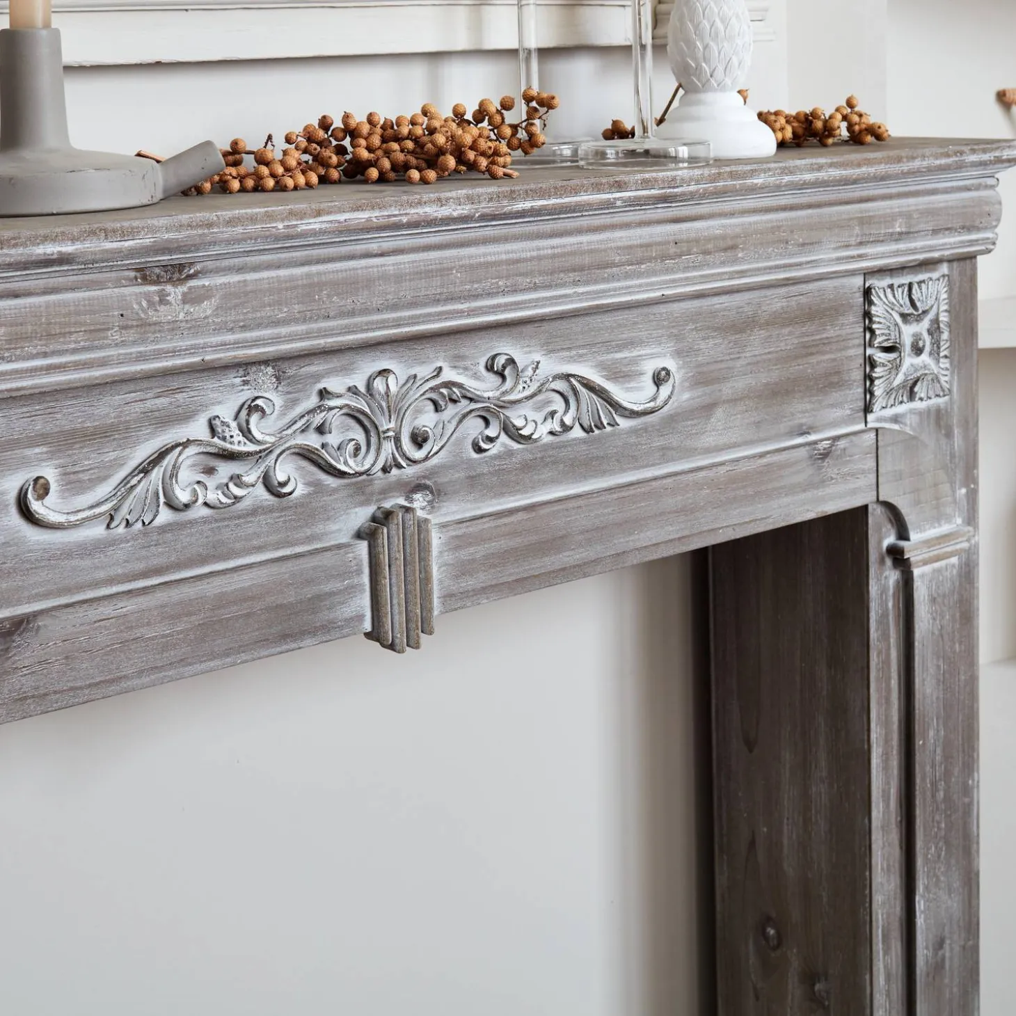 Decorative fireplace surround
