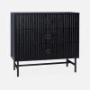 3-drawer chest with a wooden-effect and black grooves