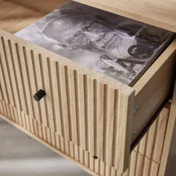 3-drawer chest with grooved wooden-effect