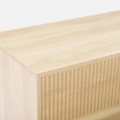 3-drawer chest with grooved wooden detail