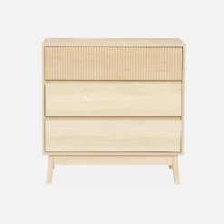 3-drawer chest with grooved wooden detail