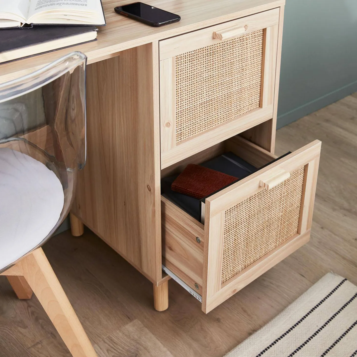 2-drawer woven rattan desk