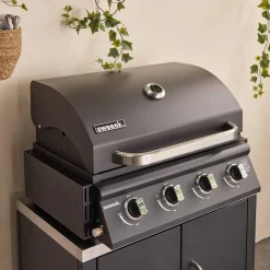 Free-standing 4-burner gas barbecue