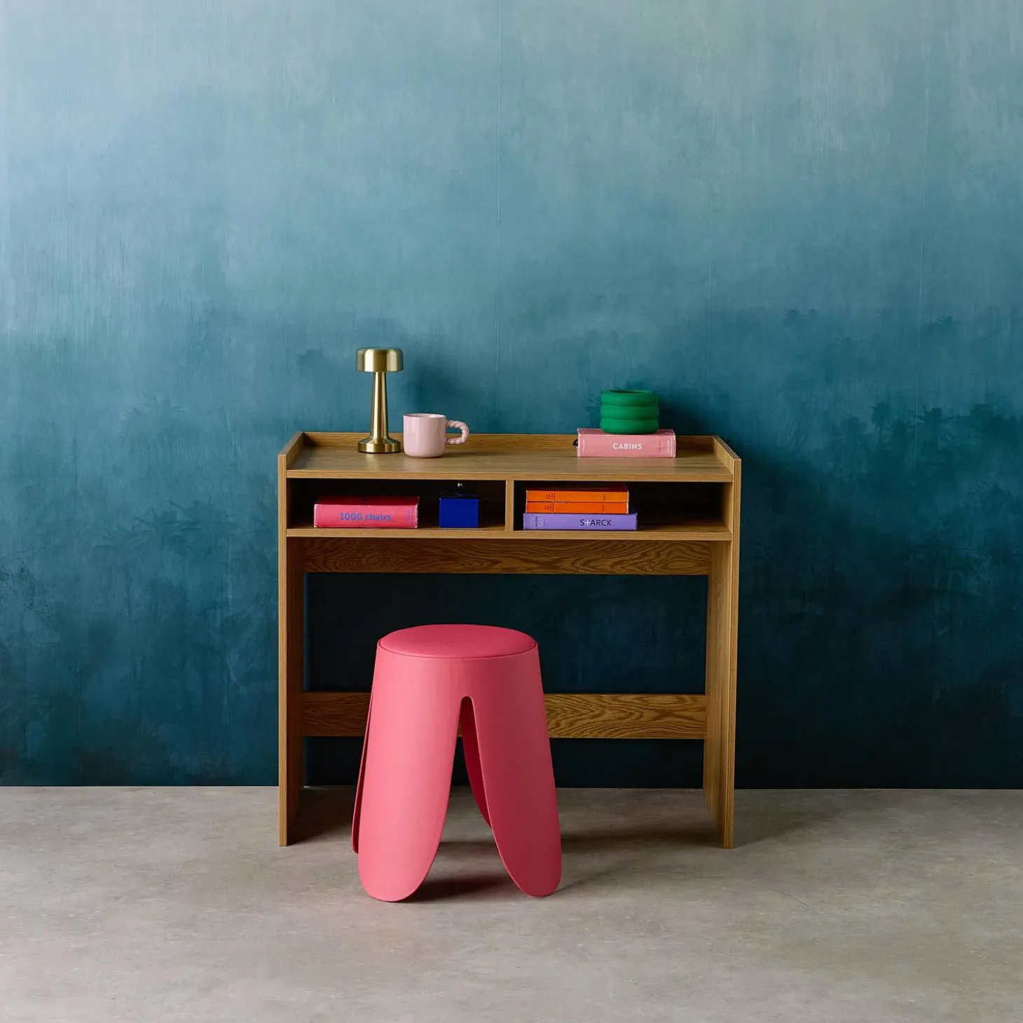 Indoor LED table lamp in gold metal Ø9cm