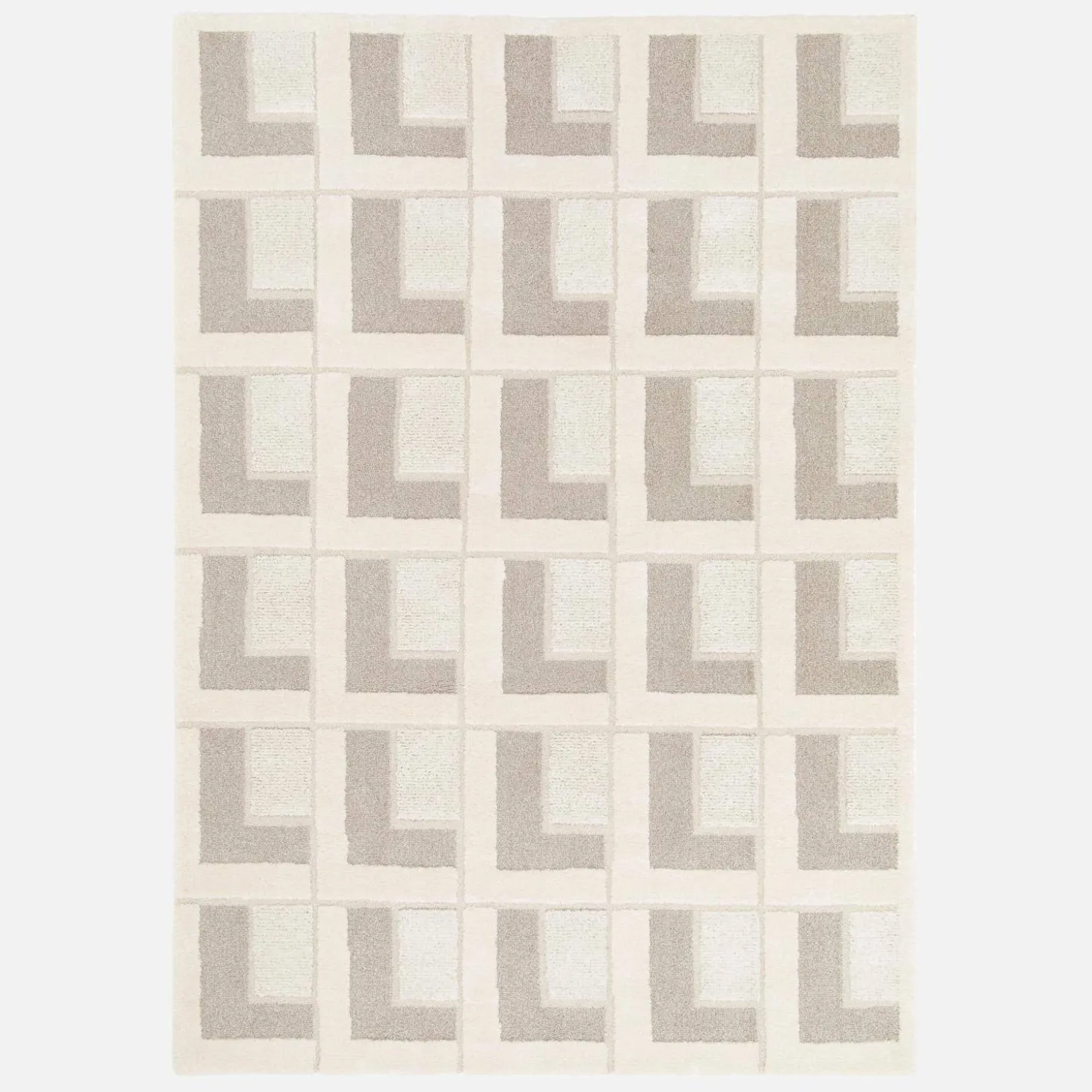 Indoor rug with geometric patterns in cream