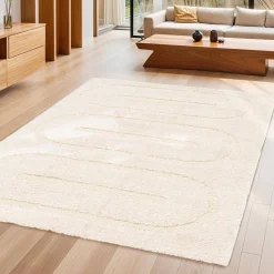Indoor rug with geometric patterns cream