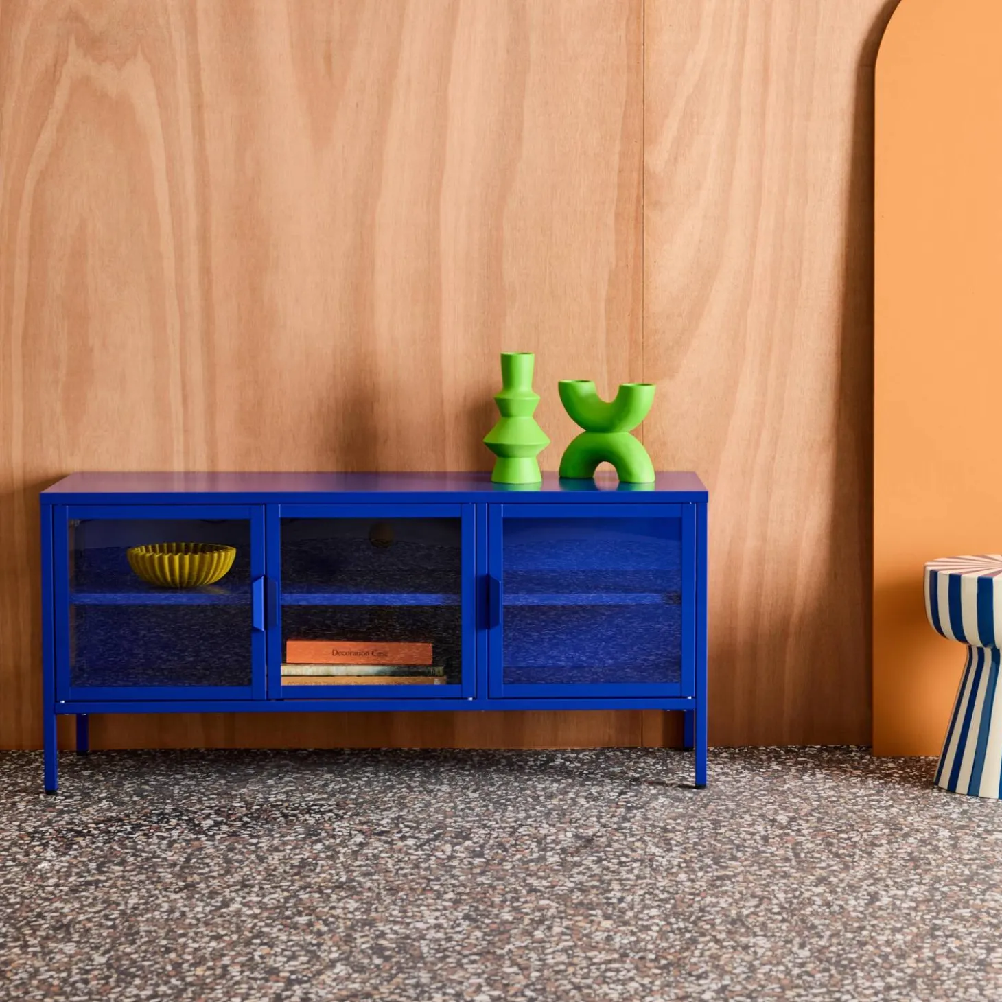 Industrial metal and tempered glass TV stand with 3 doors 120cm