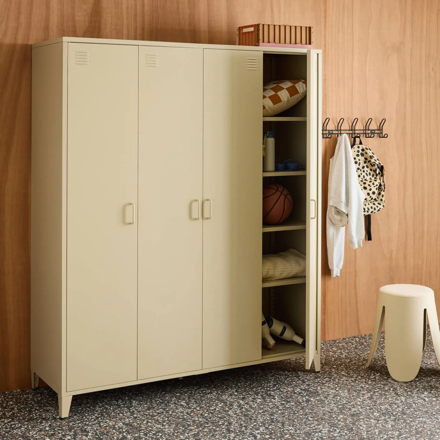Industrial metal wardrobe for bedroom, 4 doors, 10 shelves, 1 hanging rail