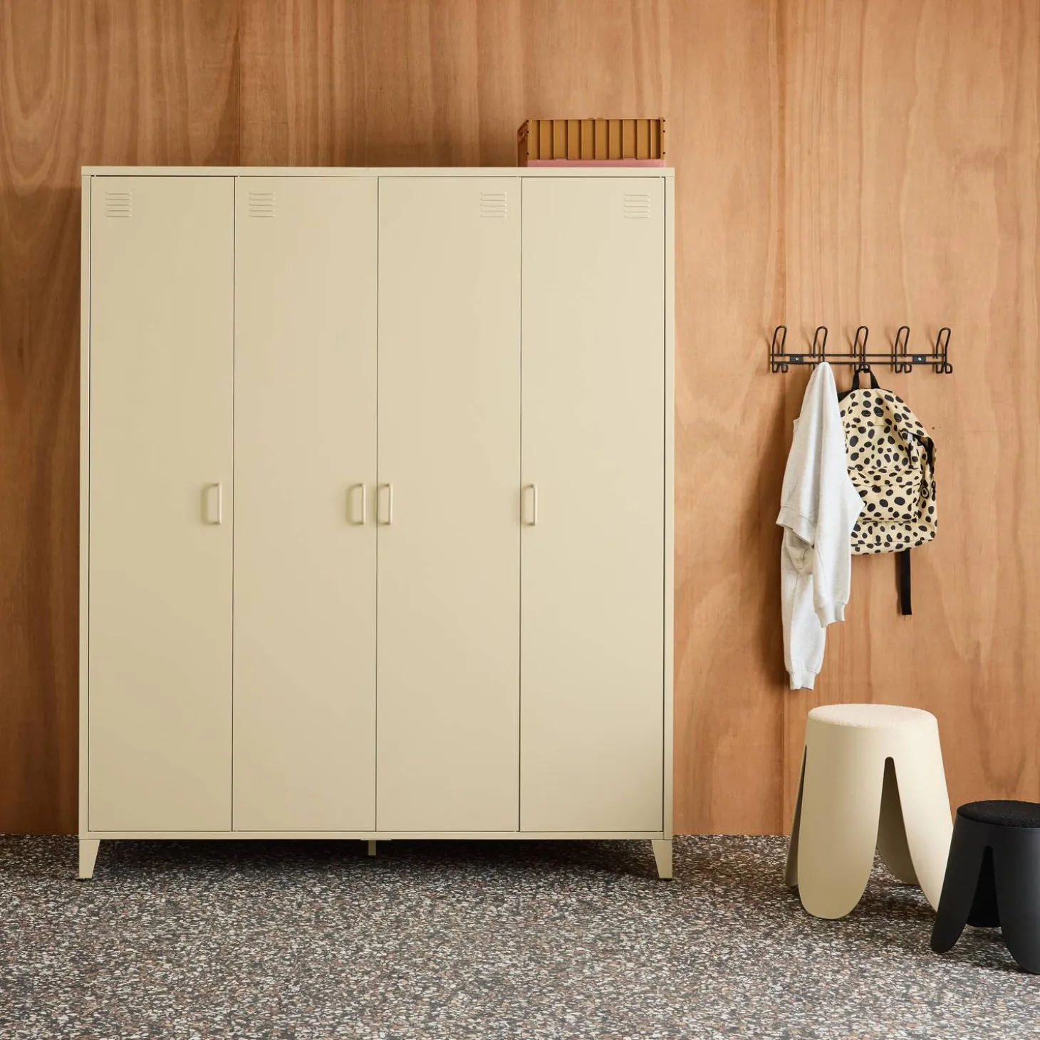 Industrial metal wardrobe for bedroom, 4 doors, 10 shelves, 1 hanging rail