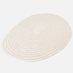 Interior rug pebble-shaped circular pattern cream