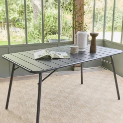 Jute-effect indoor/outdoor rug with chequered pattern