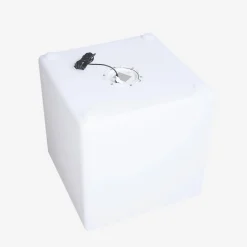 LED cube lamp with remote control, 16 colours