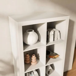 4-level bookshelf with 8 compartments