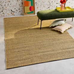 Light jute-effect interior/exterior carpet with coloured accents