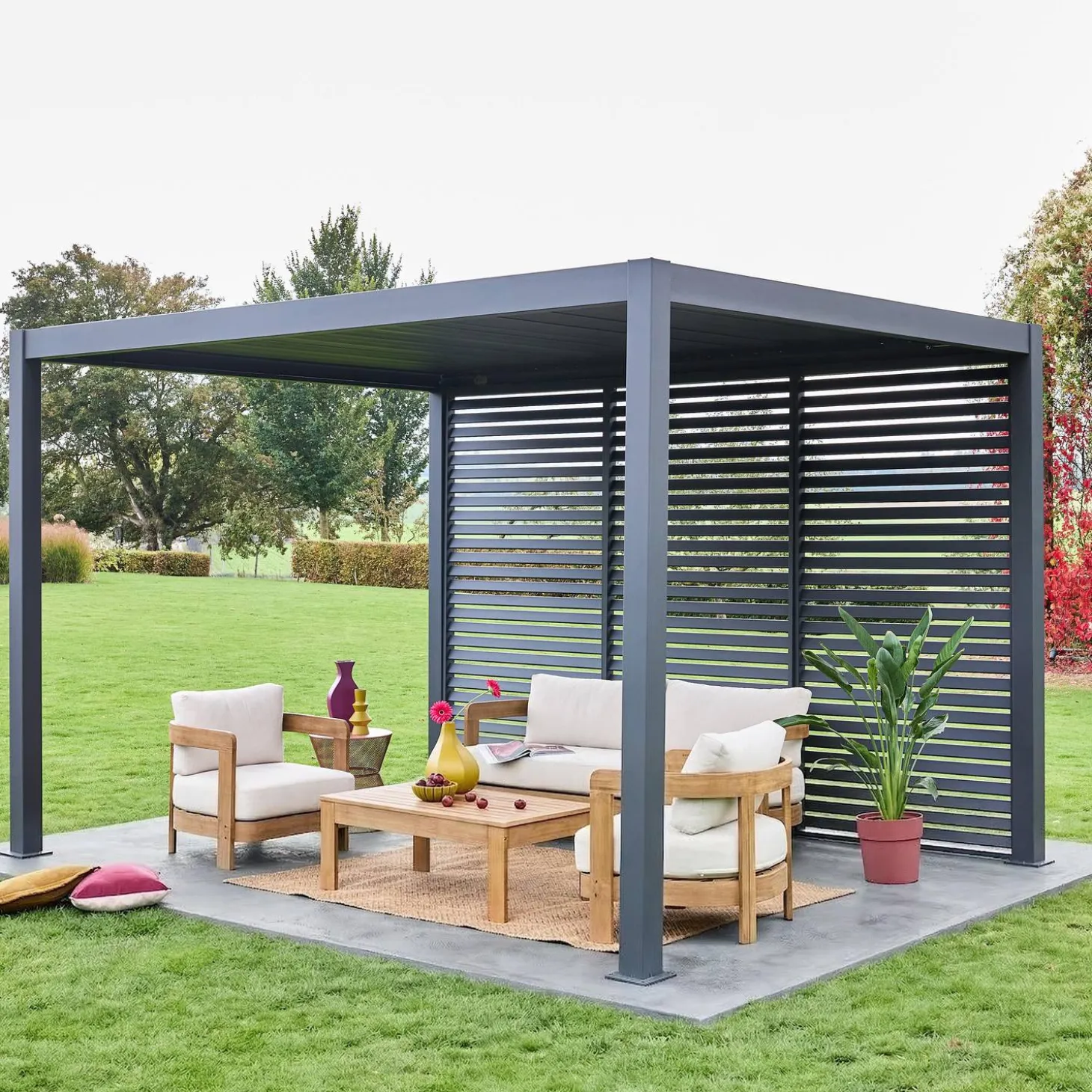 Louvered pergola aluminium 4 x 3m and 3 130cm louver panels