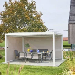 Louvered pergola 4 x 3m with a 3m blind and a 4m blind