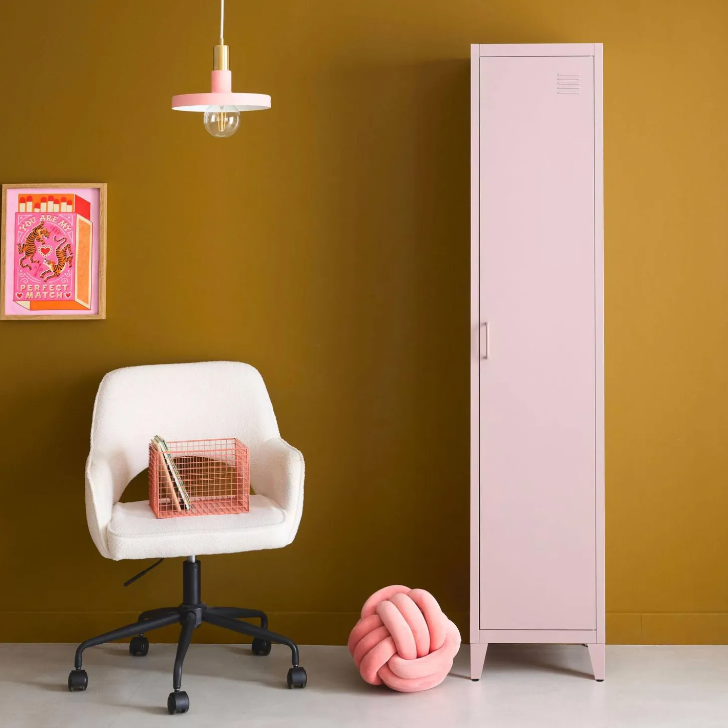 Metal cabinet/locker with 4 storage compartments, industrial-style