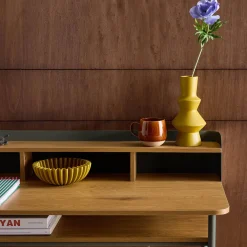 Metal desk with wood decor 3 niches