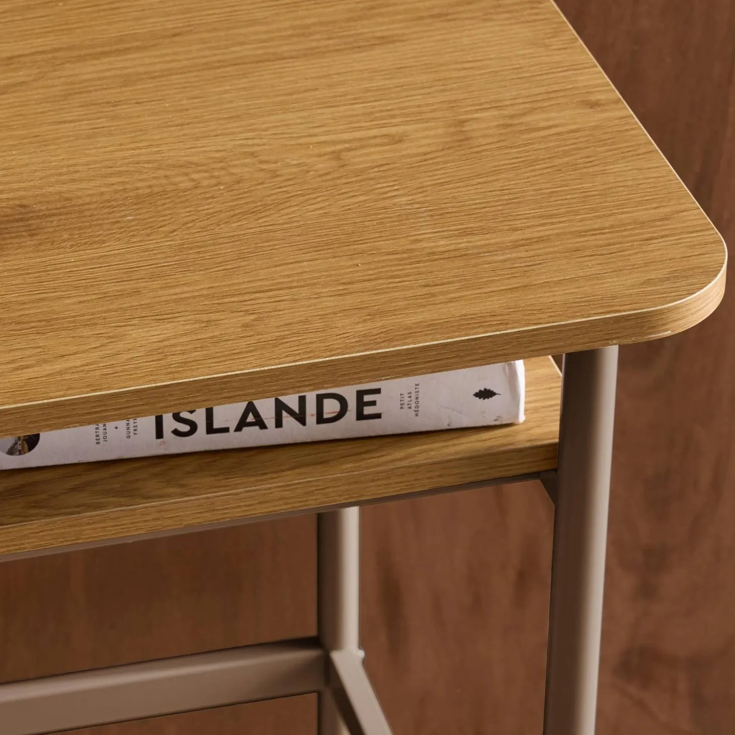 Metal desk with wood decor 3 niches