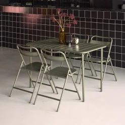 Metal garden table + 4 chairs