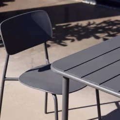 Metal garden table + 4 chairs