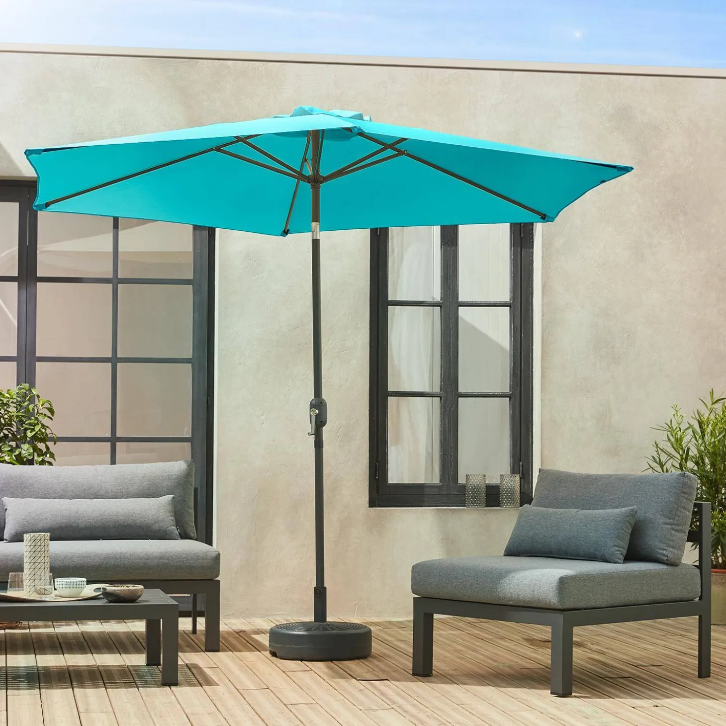 3m round centre pole parasol