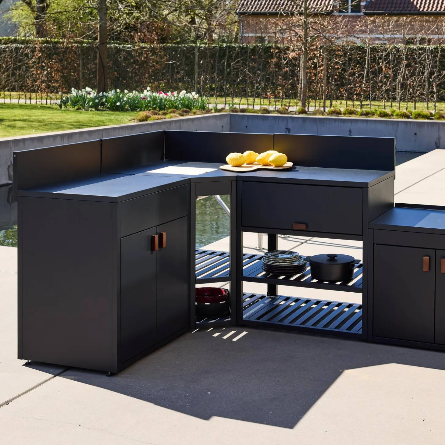 Outdoor kitchen 6 steel modules