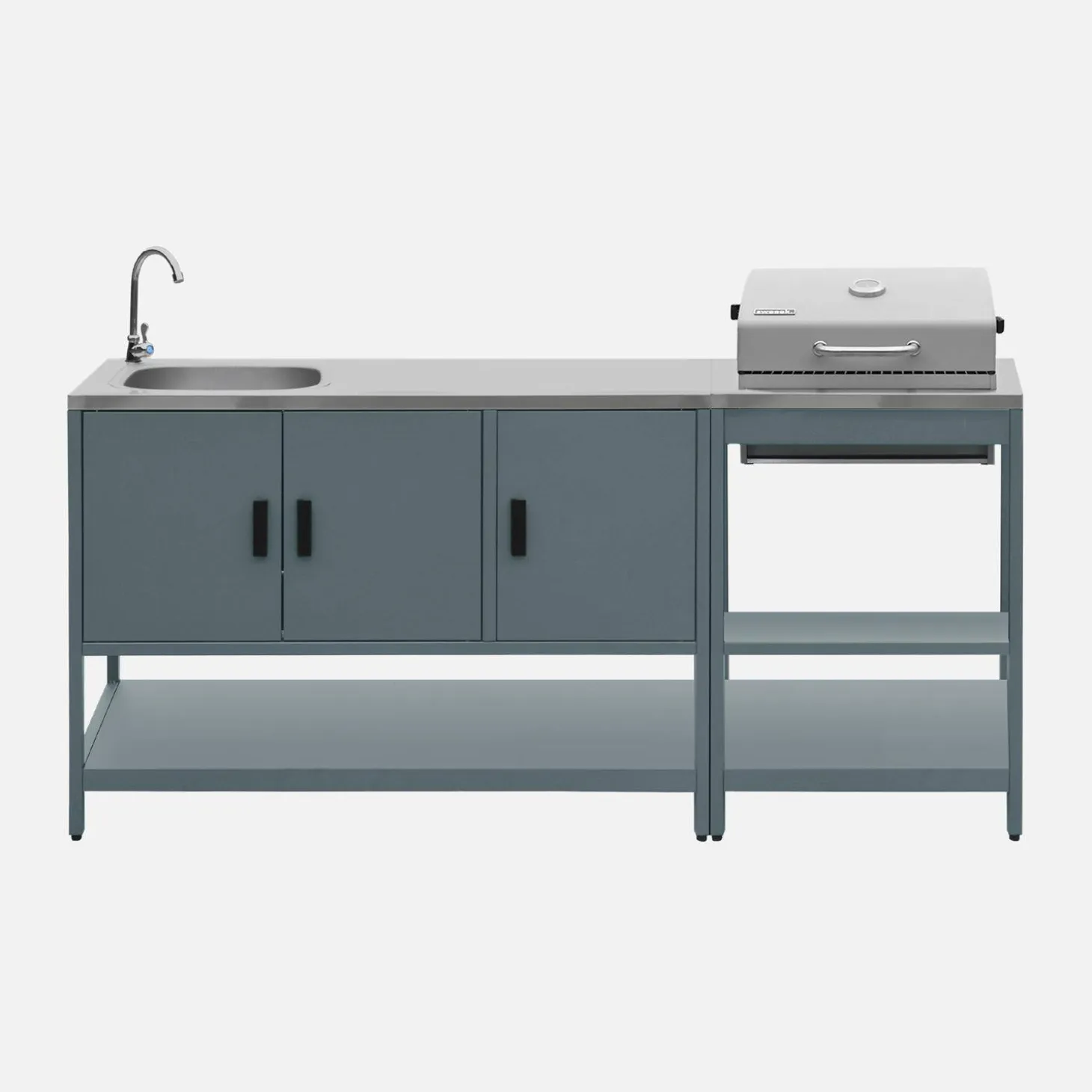 Outdoor kitchen with charcoal barbecue and 2 modules with sink