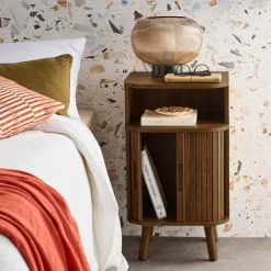 Pair of bedside tables with 2 sliding doors