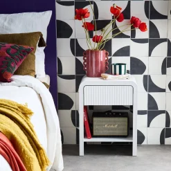 Pair of 1-drawer bedside tables with a grooved wooden effect