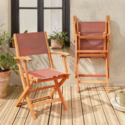 Pair of foldable wooden garden chairs