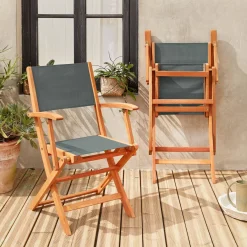 Pair of foldable wooden garden chairs