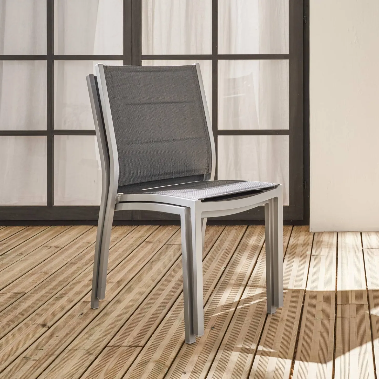 Pair of stackable aluminium garden chairs