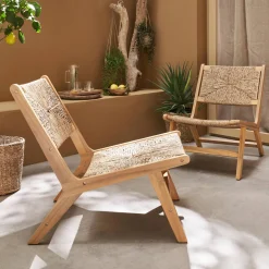 Pair of wooden chairs with straw-like resin