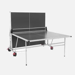 Premium outdoor table tennis table with 2 bats and 3 balls