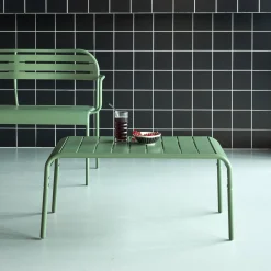 Rectangular steel garden coffee table