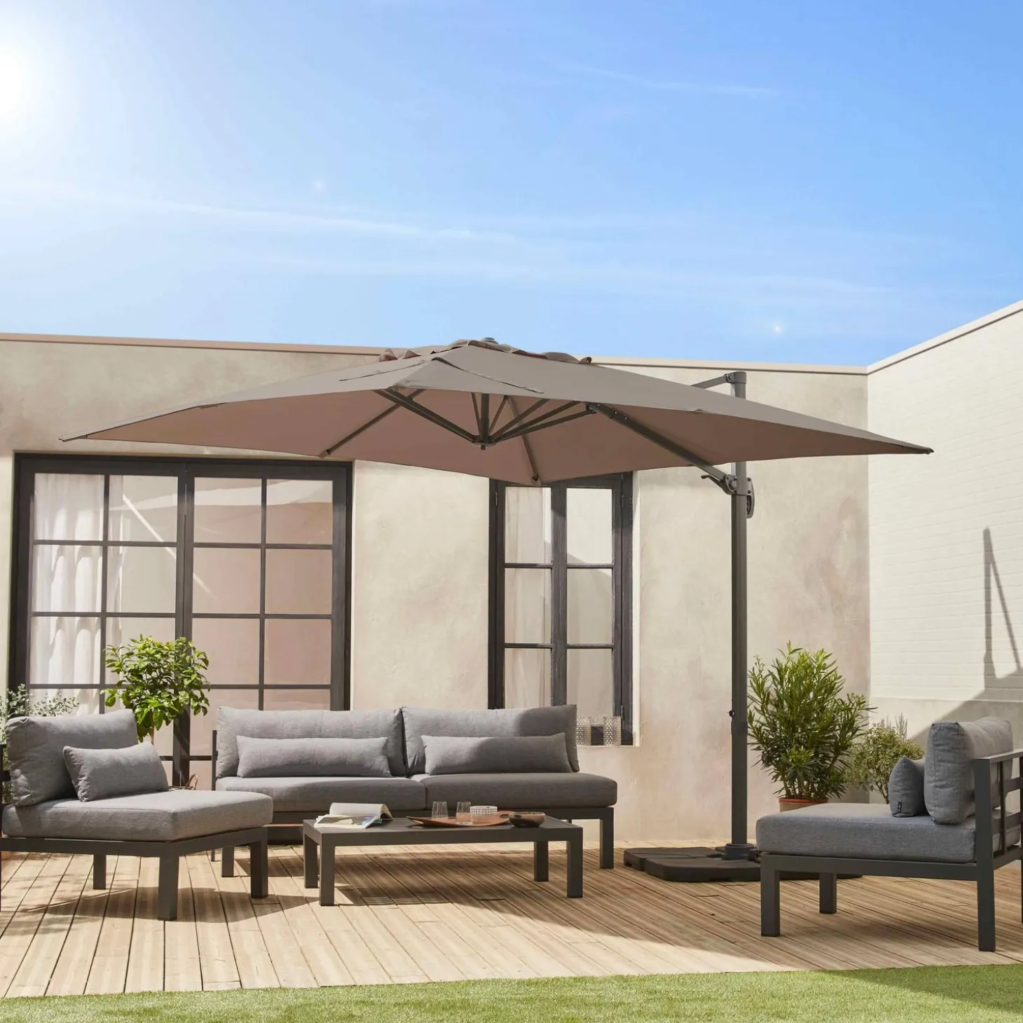 Replacement canopy for 3x3m parasols