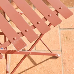 Round folding metal bistro garden table with 2 chairs